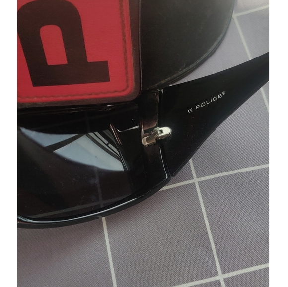 Genuine Police sunglasses-unisex - Picture 6 of 9